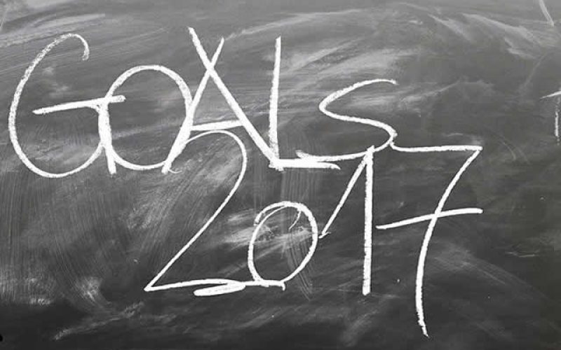 How to Conduct a Quarterly Business Plan Review in 4 Simple Steps