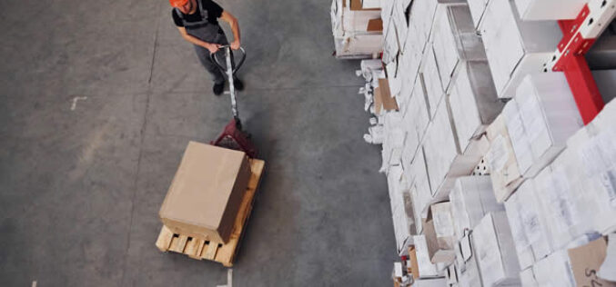 A Guide to Must-Have Warehouse Equipment