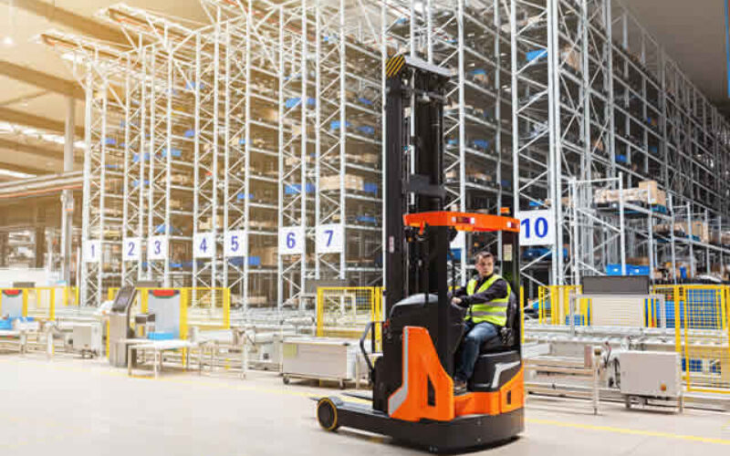 The Benefits of Using Reach Trucks