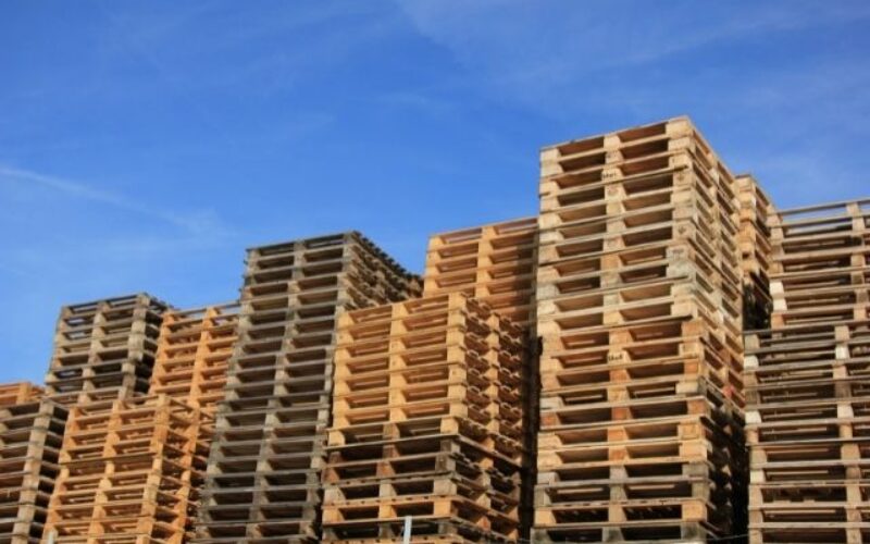 Reasons Your Business Should Recycle Its Pallets