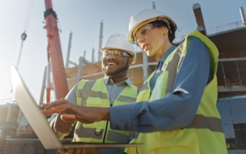 Must-Know Tips for Women in Construction
