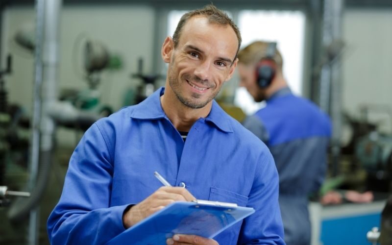 Tips for Being an Effective Factory Supervisor