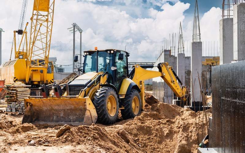 How To Get Your Heavy Construction Machinery Out of the Mud