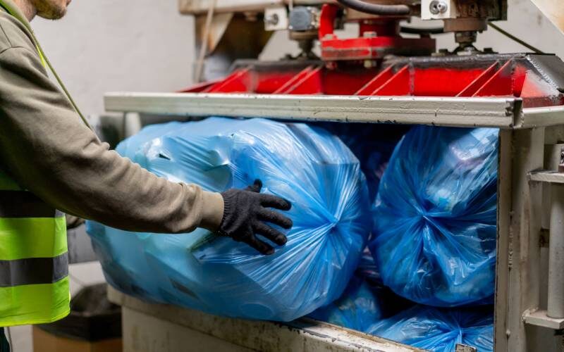 Maximizing the Performance of Your Business Recycling Baler