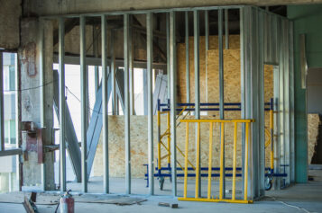 Fire Safety Considerations in Partition Wall Finishes