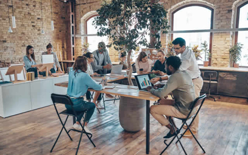 The Rise of Co-Working Spaces in Canada: Pros and Cons
