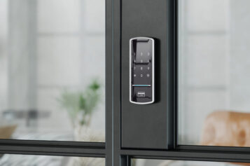Smart Locks vs. Traditional Locks for Your Business
