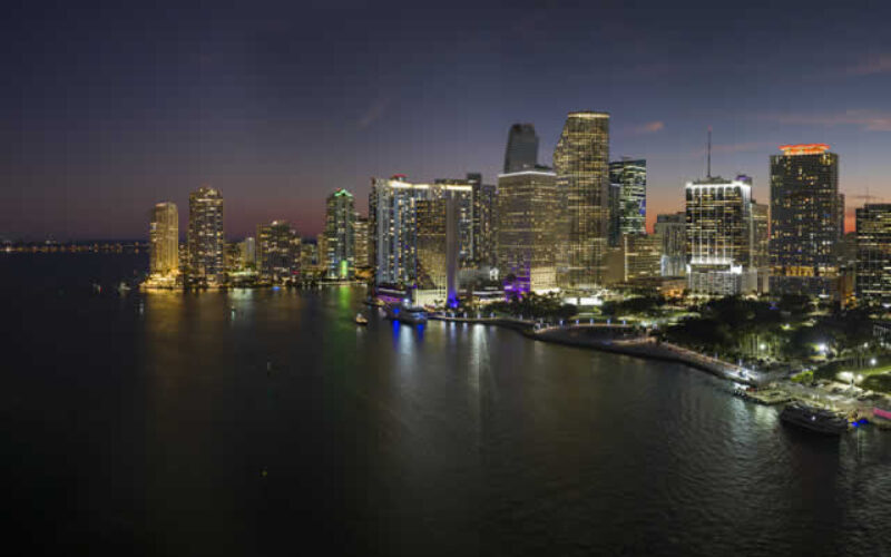 Florida Work-Life Balance: Can You Have It All in the Sunshine State?