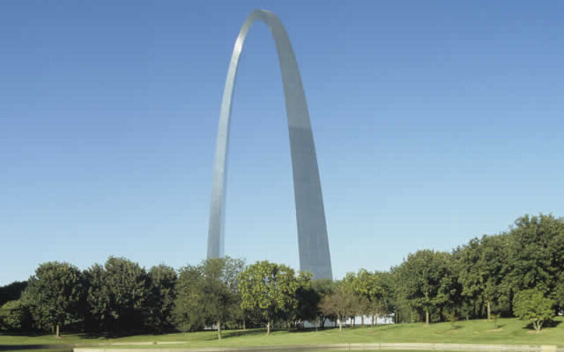 Why St. Louis Professionals Are Choosing Small Business Over Big Jobs