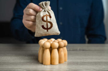 How to Attract Top Management Talent