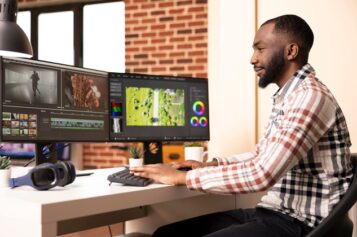 Things to Consider Before Buying Dual Monitors for Employees