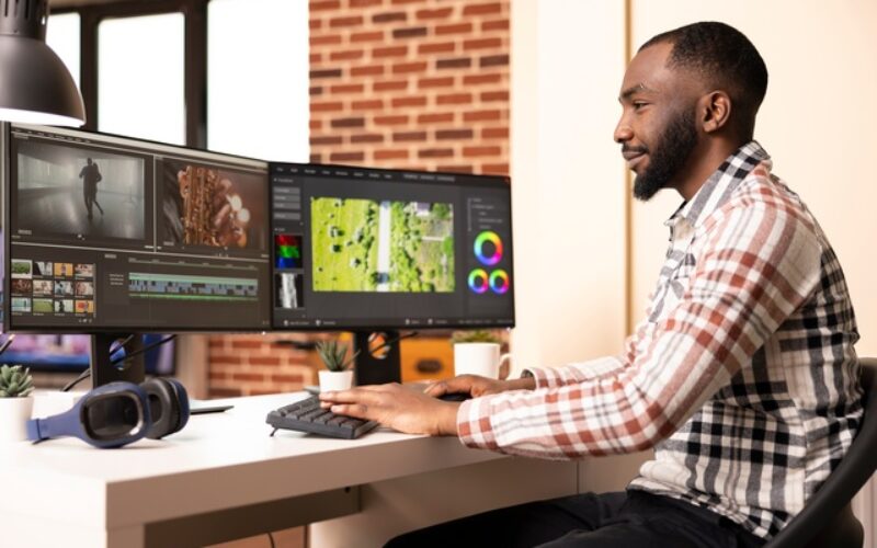 Things to Consider Before Buying Dual Monitors for Employees
