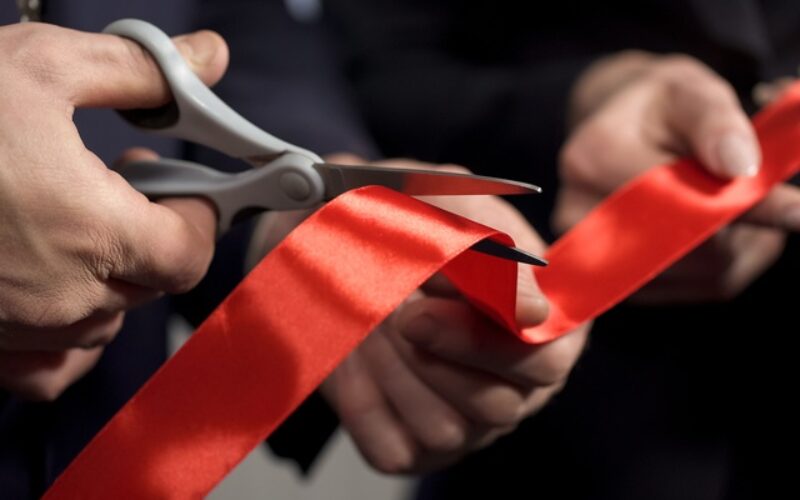 How to Throw a Grand Opening That Makes an Impact