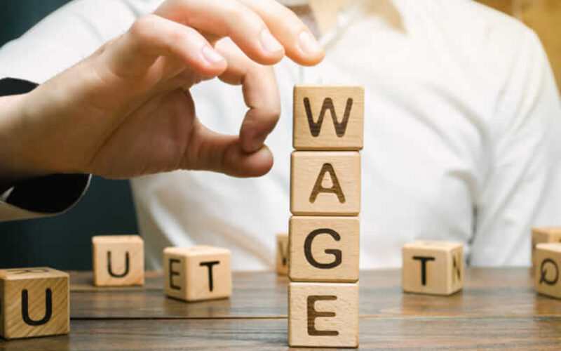 Navigating Minimum Wage: A Small Business Guide
