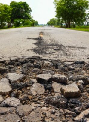 Pavement Problems That Cost Drivers Later