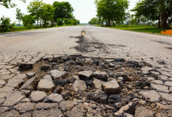 Pavement Problems That Cost Drivers Later