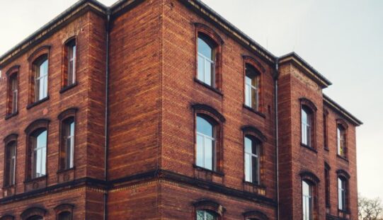 What to Consider Before Renting an Older Office Building