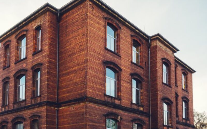 What to Consider Before Renting an Older Office Building
