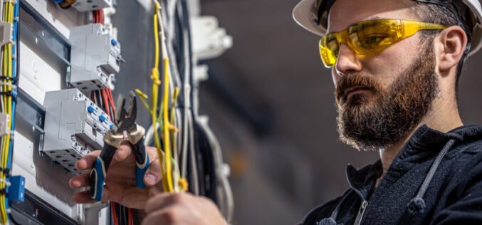 Common Hazards Electricians Face on the Job